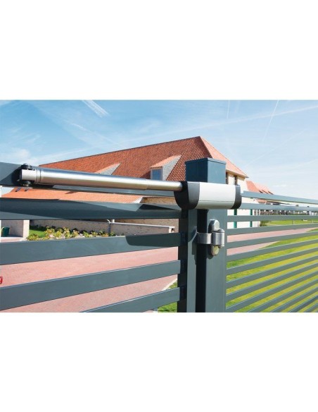 Ferme portail hydraulique pour grand portail